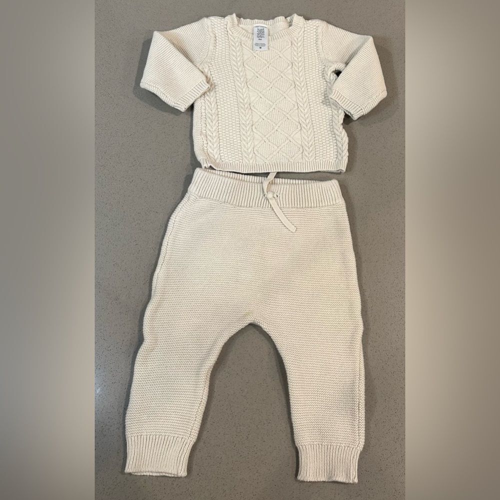 Knit matching outfit set size 9 months